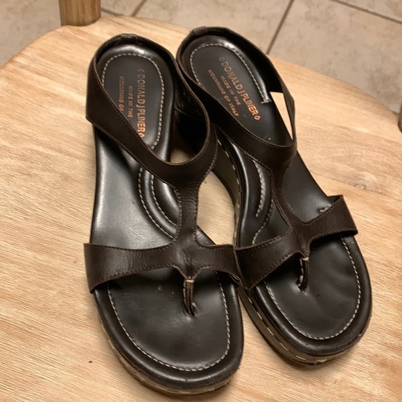 Donald J. Pliner Shoes - Donald J. Pliner Shula Thong Wedge Sandal Dark Brown Leather 8 1/2 Narrow 8.5N